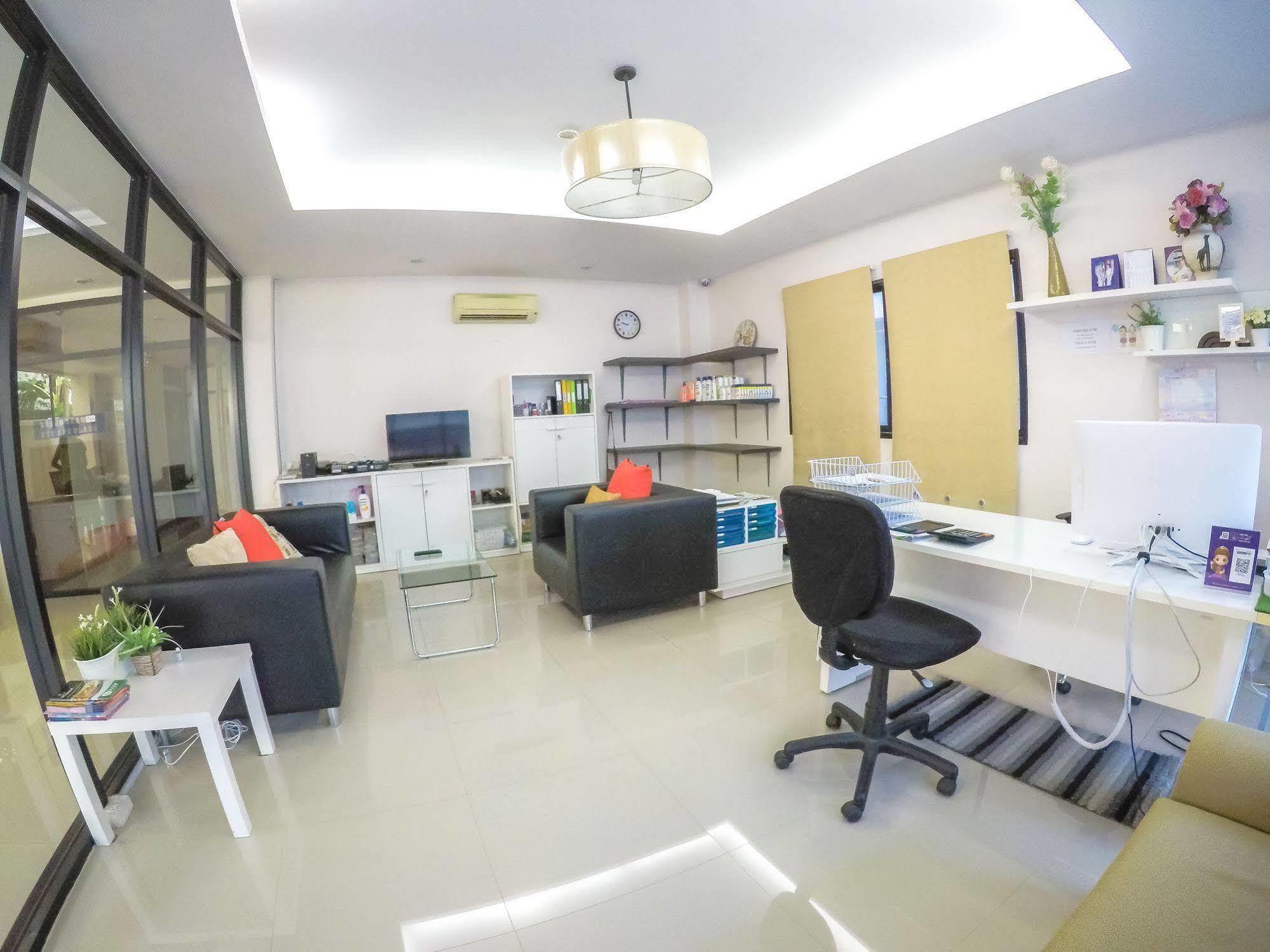 Hiran Residence Patong Exterior foto